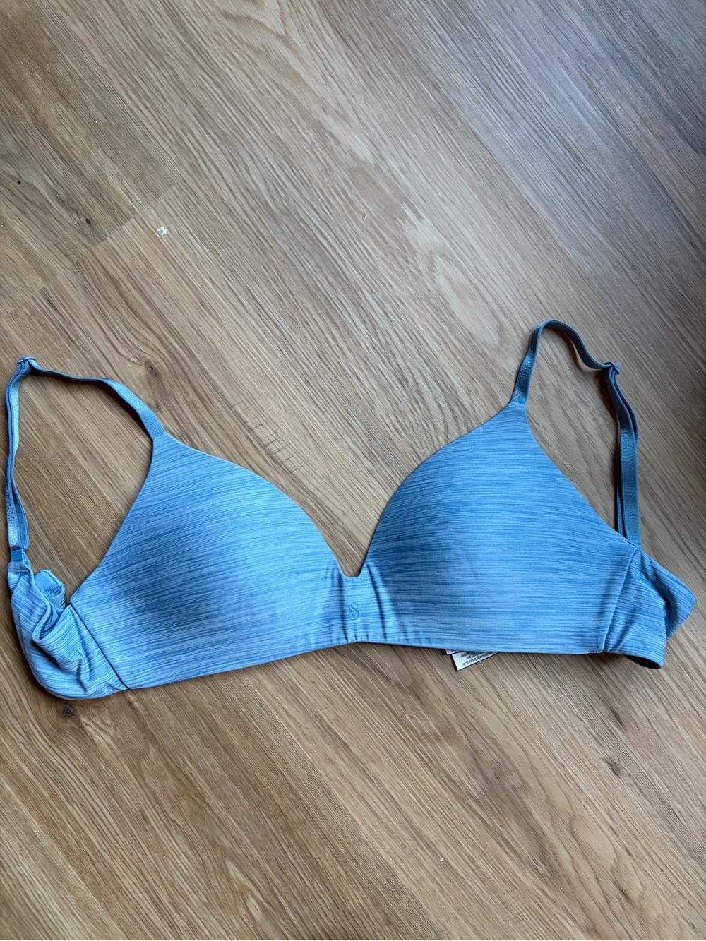 Victoria's Secret Light Blue Seamless T-Shirt Bra